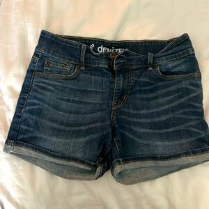 Denizen Levi’s Jean Shorts